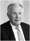 Franz b humer